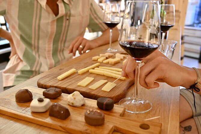 10 Tastes of Amsterdam: Food Tour by UNESCO Canals and Jordaan - Nine Streets Stories and the Easy Walk to Anne Frank House