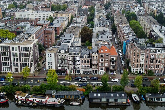 3-course Dinner in the Dark Amsterdam - The pitch-black dining room: what changes when you can’t see
