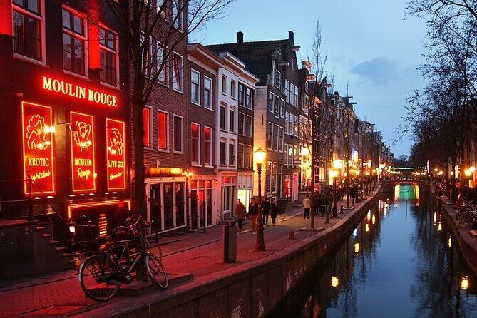 5 hrs Golden Age Amsterdam Private Walking Tour With Local Guide - Should you book this 5-hour Golden Age private walk?