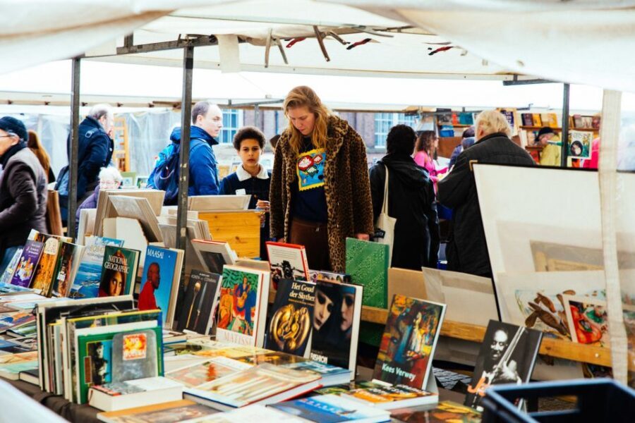 Amsterdam: 1.5-Hour Private Kick-Start Tour with a Local - How private group format changes the experience