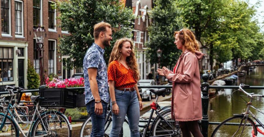 Amsterdam: 1.5-Hour Private Kick-Start Tour with a Local - Starting at the NH Collection Barbizon Palace (and why meeting point matters)