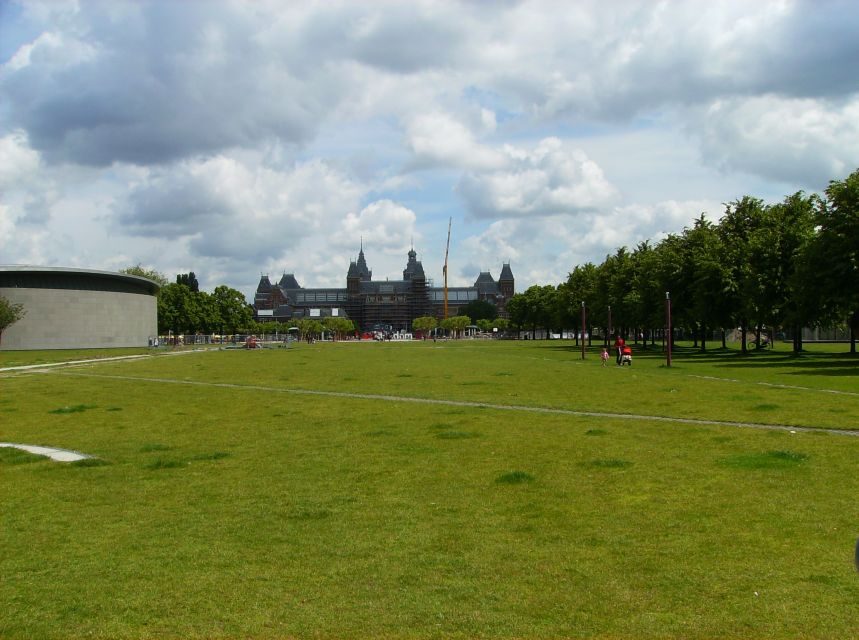 Amsterdam 1-Hour Rickshaw Tour - Pickup In Central Amsterdam: The Easy-Start Advantage