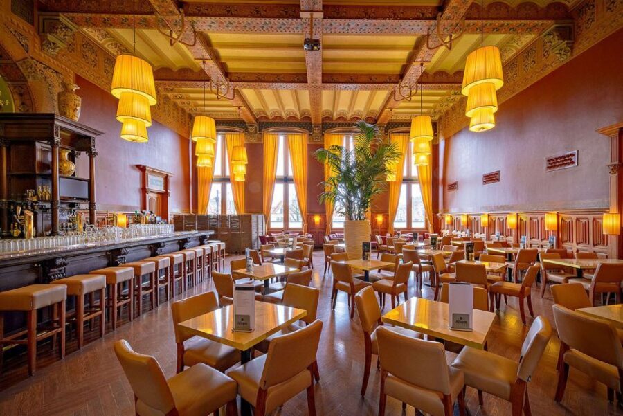 Amsterdam: 3-Course Meal in Historic 1st Class Waiting Rooms - Who This Works For (and Who Might Not Love It)