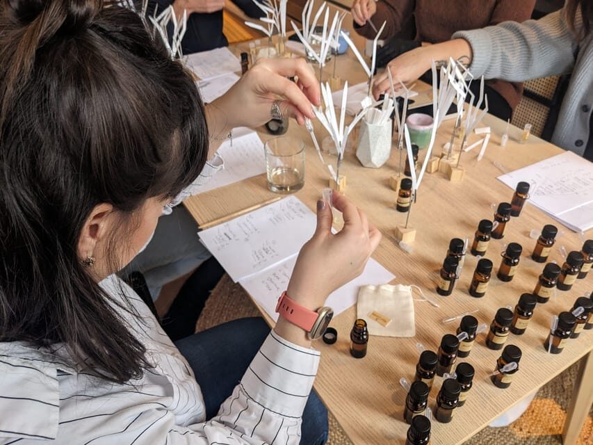 Amsterdam: 3-Hour Mindful Perfume-Making Workshop - A calm, local-feeling perfume workshop in a Dutch home