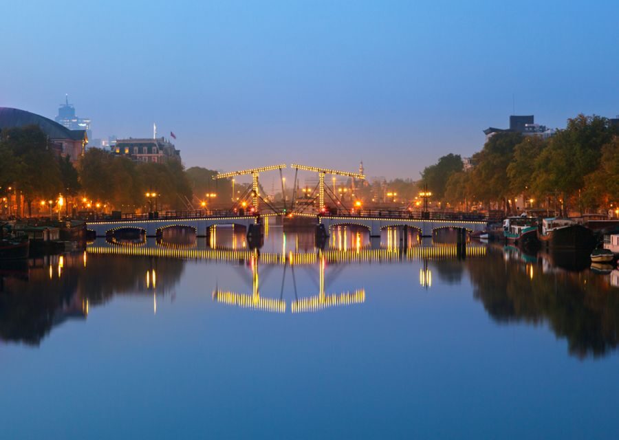 Amsterdam: 3-Hour Private Highlights City Tour by Minivan - Key highlights to focus on