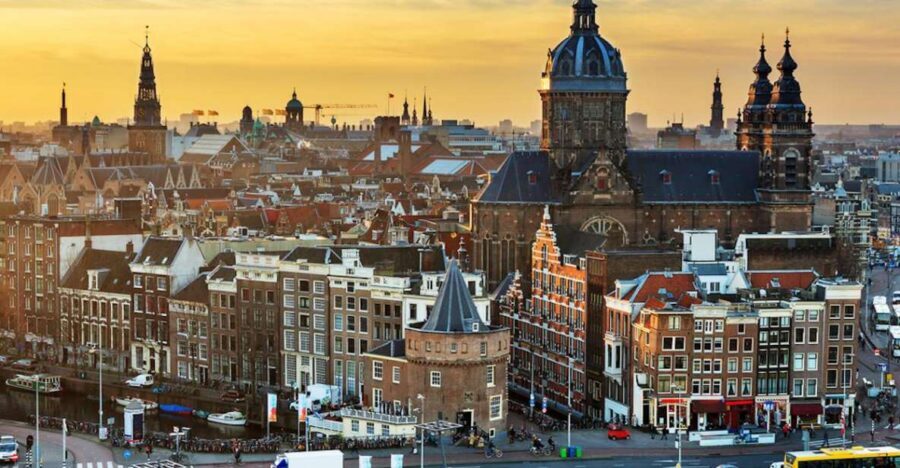 Amsterdam: 3-Hour Private Highlights City Tour by Minivan - From Hotel Door to Canal Belt in 3 Hours
