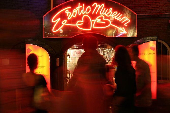 Amsterdam After Dark: Public Red Light District Exploration - The Main Walk: The Red-Lit Windows, Explanations, and Etiquette