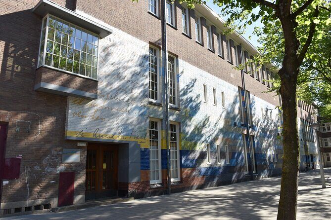 Amsterdam: Anne Frank Walking tour - Discover Her Story - Merwedeplein 37: the apartment life before the Secret Annex