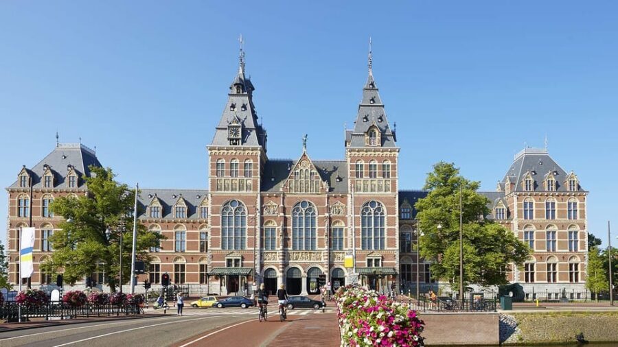 Amsterdam Audioguide - TravelMate app for your smartphone - Should you book the TravelMate Amsterdam Audioguide?