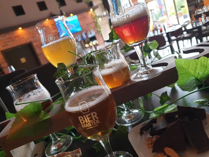 Amsterdam: Beer Tasting with Paired Bites at Eighty-Four - Eighty-Four in Amsterdam: A Beer Tasting That Feels Local