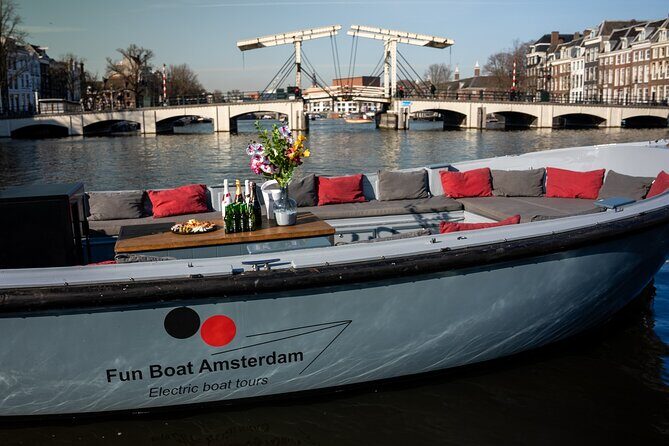 Amsterdam Canal Cruise with Dutch Pancakes and Drinks - Key Highlights You’ll Notice Right Away