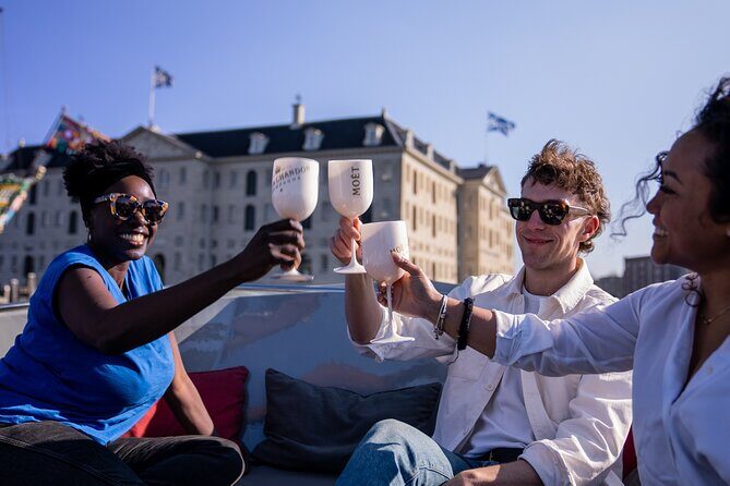 Amsterdam Canal Cruise with Dutch Pancakes and Drinks - Where You Start: Leidsekade 101 and How the Setup Feels