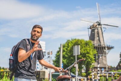 Amsterdam: Countryside Bike Tour - Getting Set Up: Meeting at Bikes is Ready