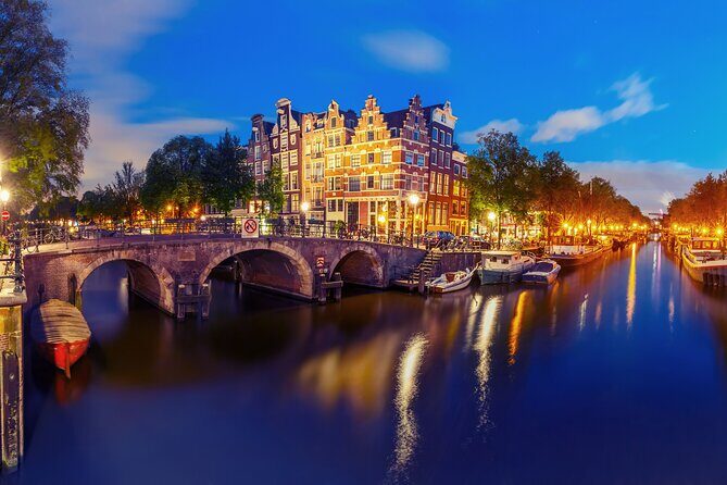 Amsterdam Evening Cruise with Onboard Bar - Meeting Point at Anne Frank House and Getting Oriented Fast
