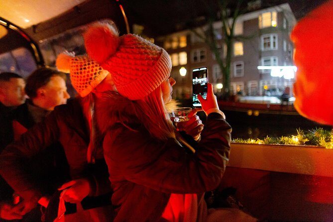 Amsterdam Evening Cruise with Onboard Bar - Onboard Bar: Pay as You Go Drinks in a Relaxed Evening Setting