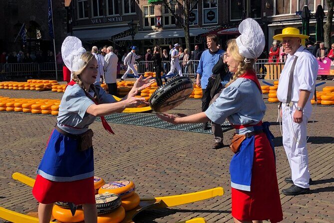 Amsterdam: Experience Edam, a Cheese Tasting, and a Windmill - Group Size and Private Attention: What You’ll Feel During the Day