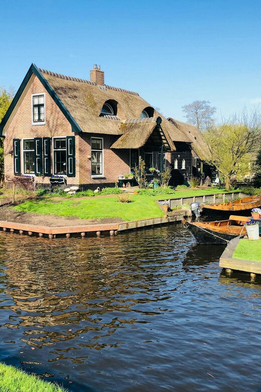 Amsterdam: Explore Giethoorn in a Private Tour with Driver - Private Driver Value: Comfort, Pace, and Real Help with the Day