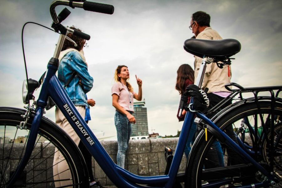 Amsterdam full day: Walking, Biking & Cruising with Lunch - Key points before you go