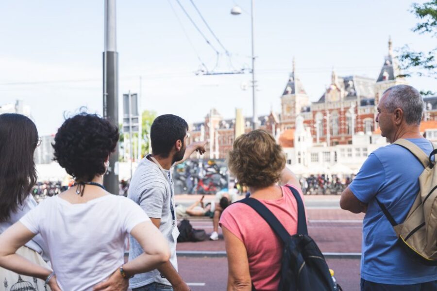 Amsterdam full day: Walking, Biking & Cruising with Lunch - Canal cruise from Prins Hendrikkade: the payoff hour with audio guidance