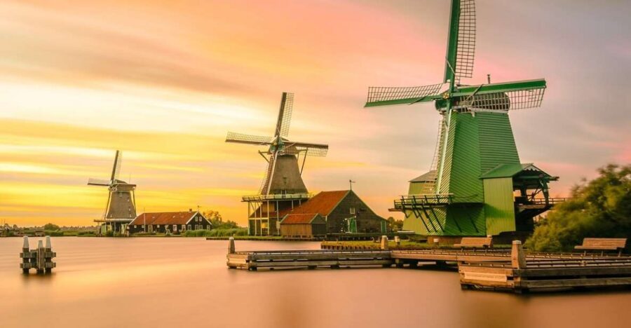 Amsterdam: Giethoorn Tour with Canal Cruise and Windmills - Jacobs Hoeve Cheese Farm: Tasting, Clogs, and the Hands-On Side of Holland