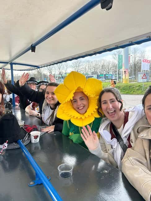 Amsterdam: Guided Beer or Prosecco Bike Tour - The party bike setup: what actually happens on the road