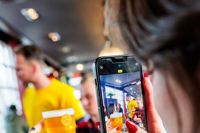 Amsterdam Guided Craft Beer Tasting with Cheese & Sausauge - Five Dutch craft beers, guided talk, and what to listen for