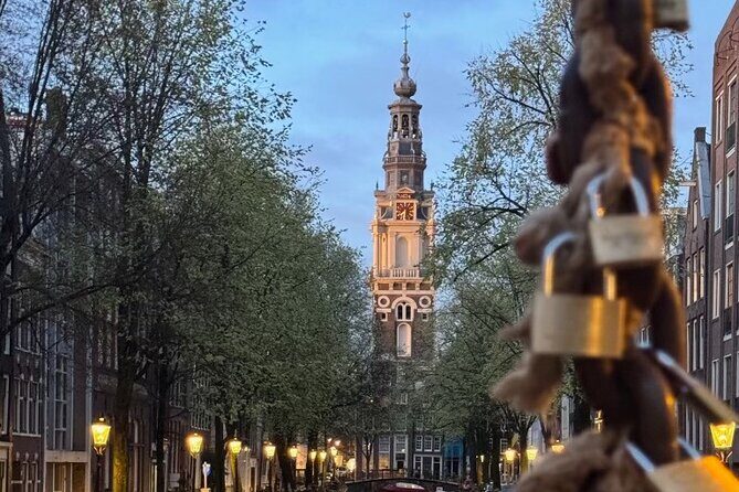 Amsterdam Haunted History and Ghost Walking Tour - Stop 1: Nieuwe Kerk for Royal Echoes and Crypts