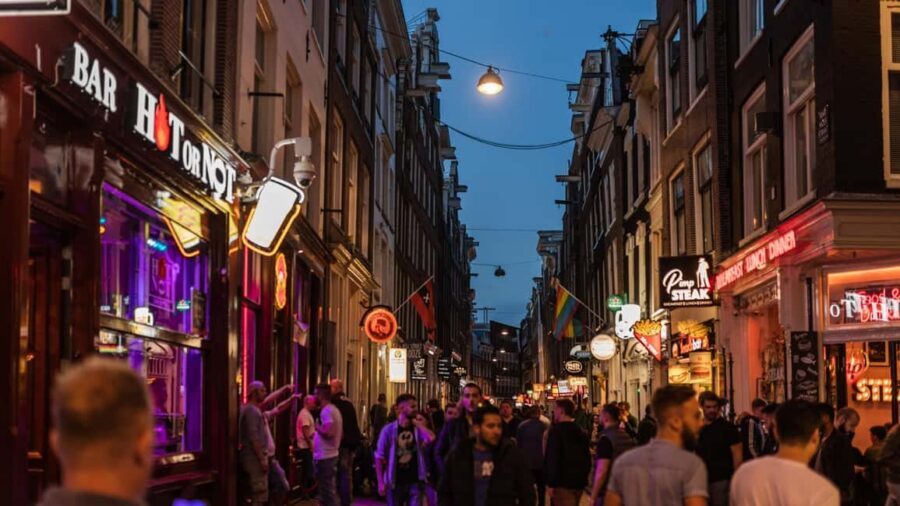 Amsterdam: Highlights & Hidden Gems Private Walking Tour - How the 3, 4, 6, and 8 hour choices affect your day