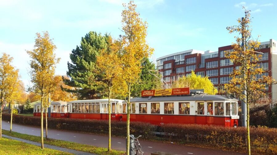 Amsterdam: Historic Tram Ride on Heritage Line to Amstelveen - The Lijn 30 tram experience: what makes it different from regular transit