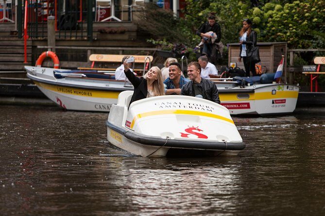 Amsterdam Independent Sightseeing by Pedal Boat - FAQ