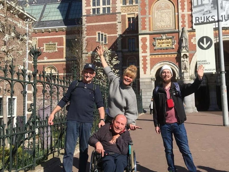 Amsterdam: Kultour, Kulturelle Stadtführung mit Herz & Seele - What to bring (and what not to bring) for a smooth walk