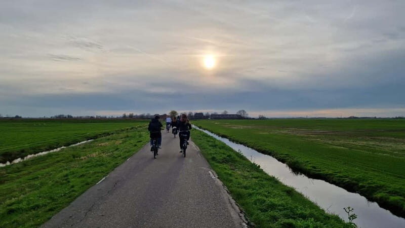 Amsterdam: Leisurely Windmill & Countryside Bike Ride - Ferry to Noord: the start that makes the whole ride feel like a day trip