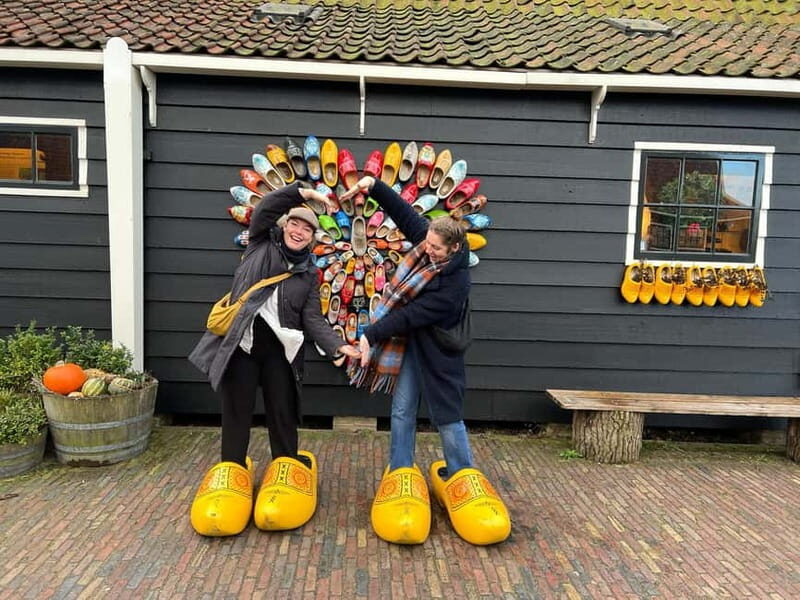 Amsterdam: Leisurely Windmill & Countryside Bike Ride - Weather, rain gear, and how to not ruin a good day
