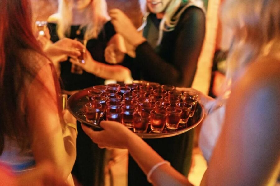 Amsterdam: Ludwig's Original Pub Crawl with VIP Club Entry - The Five Bar Stops: Where the Night Turns Local