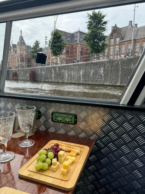 Amsterdam: Luxury Cheese & Wine Canal Cruise - Price and value: what $44 buys you