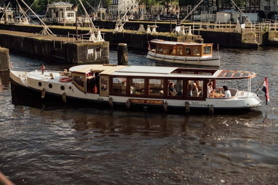 Amsterdam: Luxury Cruise Unlimited Cocktails & Snacks Option - The Canal Route: What You See and Why It’s a Great 1-Hour Plan