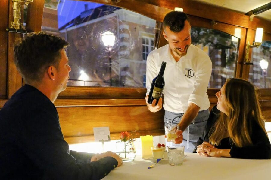 Amsterdam: Luxury Saloon Boat Cruise with 3-Course Dinner - Key highlights you’ll feel right away