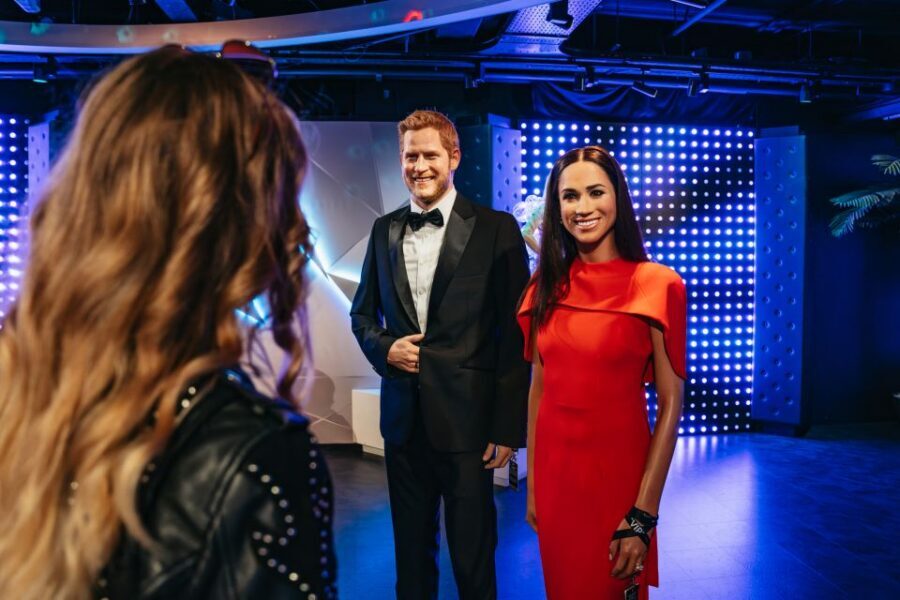 Amsterdam: Madame Tussauds Ticket - Art stop: painting alongside Van Gogh and Rembrandt