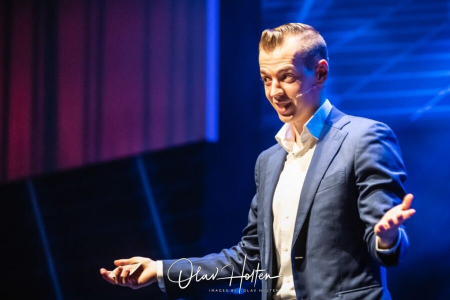 Amsterdam: Magic Show - Key things I’d circle before you go