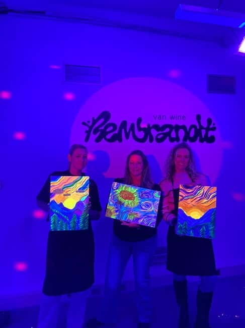 Amsterdam: Paint and Sip in the Dark at Rembrandt van Wine - Practical tips so your night stays fun (not frustrating)