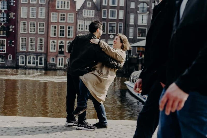 Amsterdam: Particular Photo Session - Private documentary-style photos in Amsterdam (small group, big results)