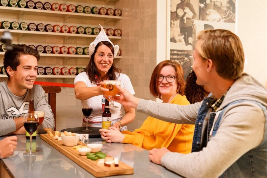 Amsterdam: Premium Henri Willig Cheese Tasting Experience - The 10% discount at the end: turn tasting into a purchase
