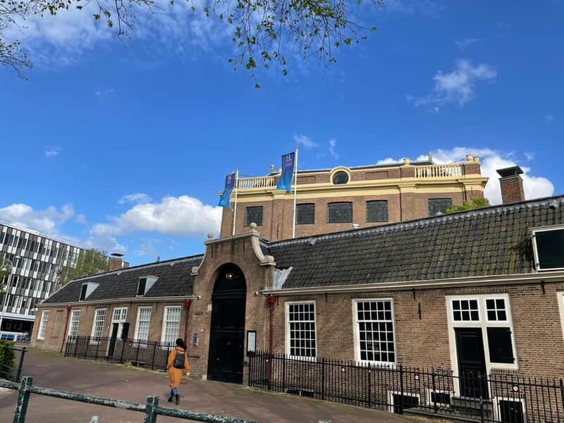 Amsterdam: Private Anne Frank and Jewish History Tour - Portuguese Synagogue of Amsterdam: the human starting point