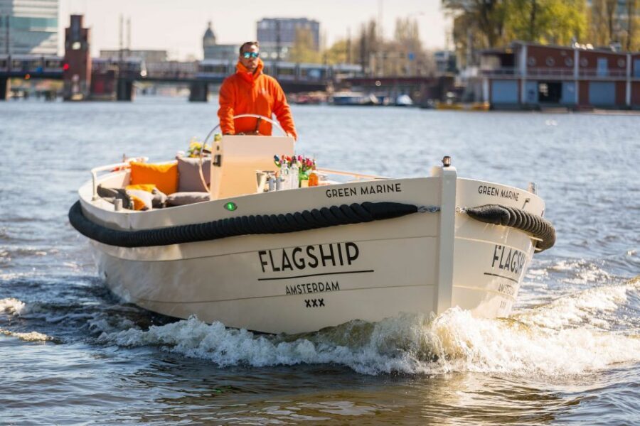 Amsterdam: Private Cruise with Drinks & Pizza or Burger - Price and Value: Is $312 Per Person Worth It?