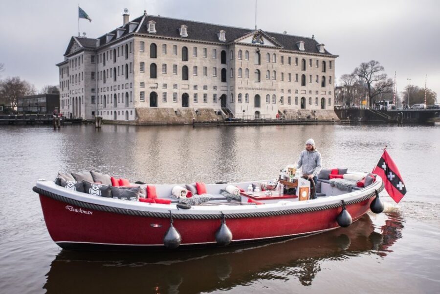 Amsterdam: Private Cruise with Drinks & Pizza or Burger - The Luxury Open Boat (Plus a Cover for the Dutch Weather)