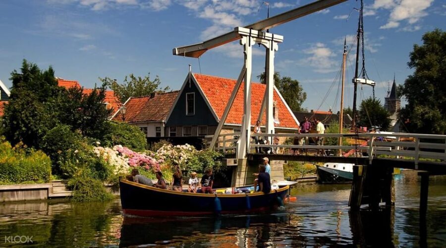 Amsterdam: Private green tour !!! Windmills, castle - Highlights You’ll Actually Feel During This Day Trip