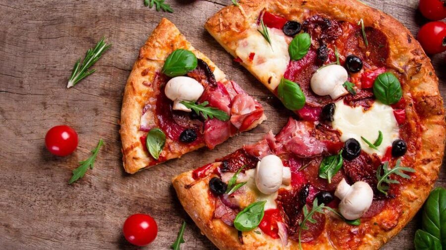 Amsterdam: Private Luxury Cruise with Pizza and Drinks - A Private 1.5-Hour Canal Cruise With Pizza and Unlimited Drinks
