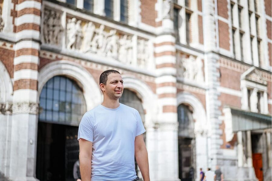 Amsterdam: Private Photoshoot in iconic locations - The real prize: 10 edited high-res photos you can download anywhere