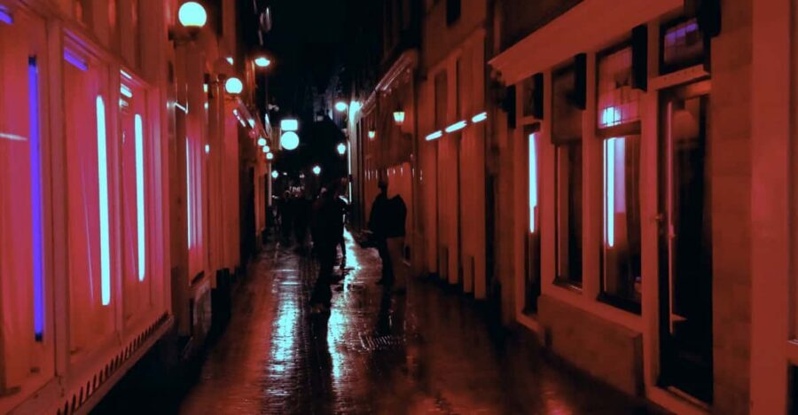 Amsterdam: Private Red Light District Tour in Spanish - Price and value: $94 for a Spanish private guide is reasonable