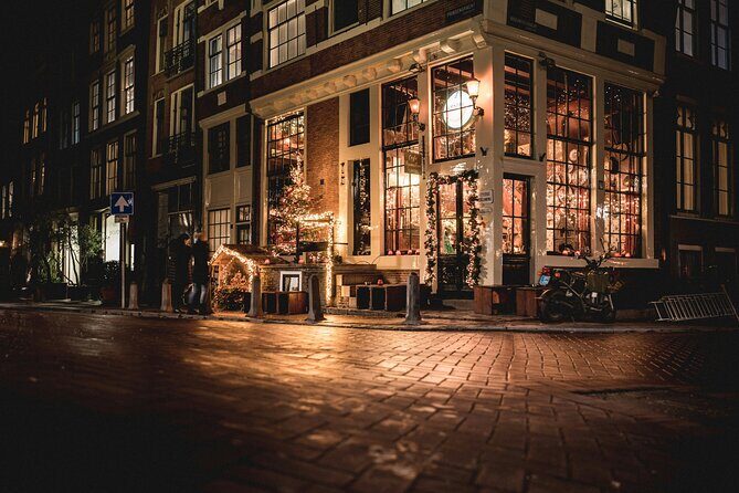 Amsterdam Private Shopping Experience - 1953 Retro & Chic: Vintage Shopping With Better Direction
